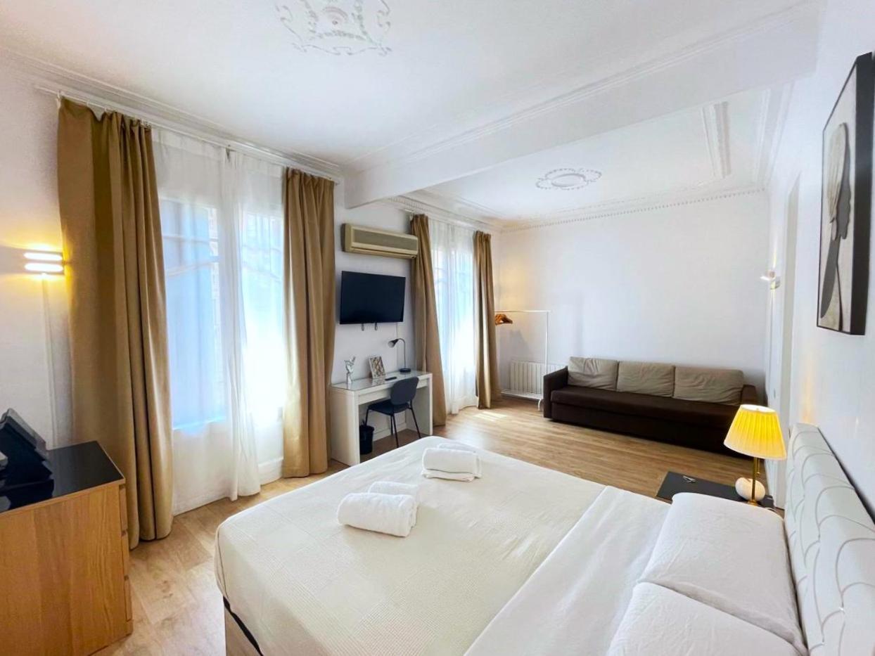 Flor Habitaciones Барселона Экстерьер фото
