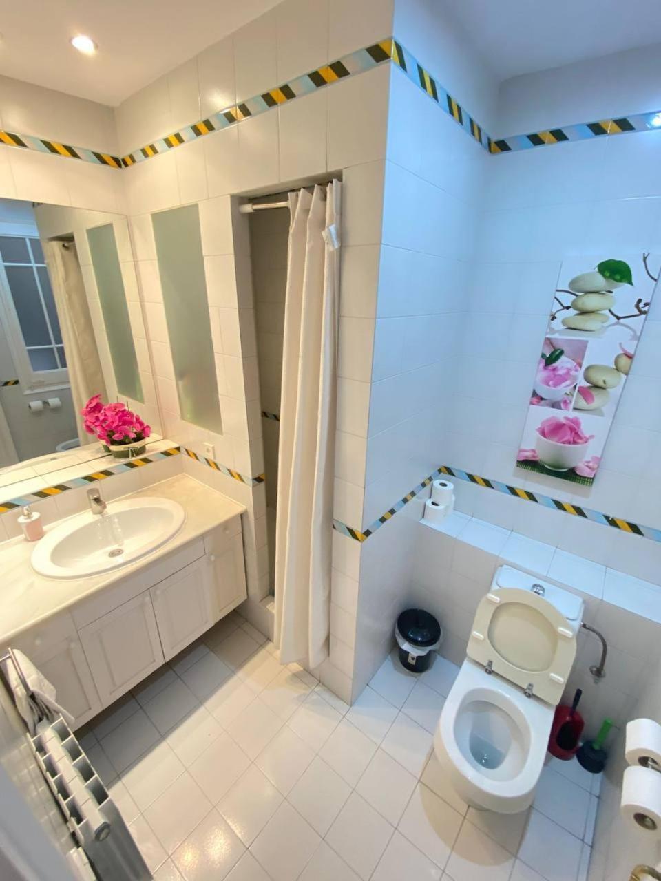 Flor Habitaciones Барселона Экстерьер фото